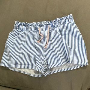 H&M size 4T blue and white pinstripe girls shorts